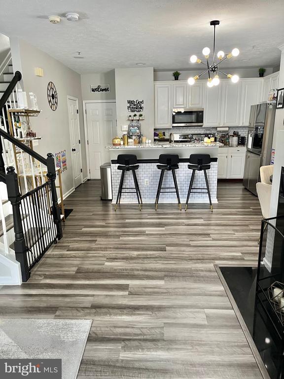 Foto del edificio - 12310 Rollys Ridge Ave