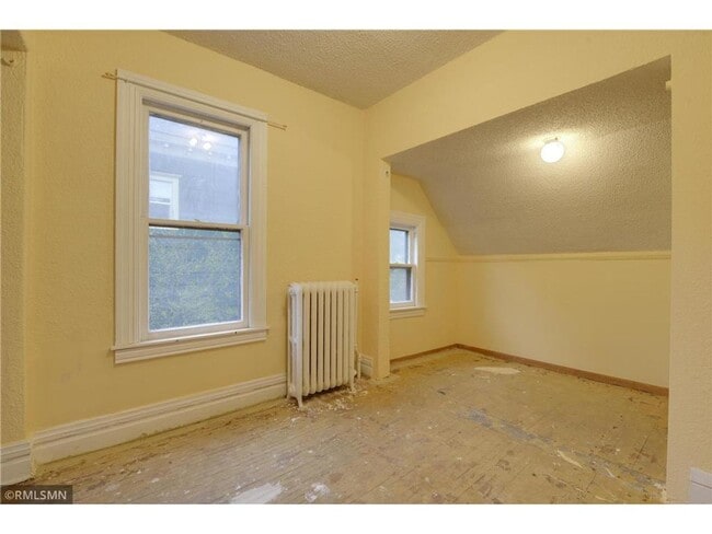 Building Photo - 432 N Dewey St