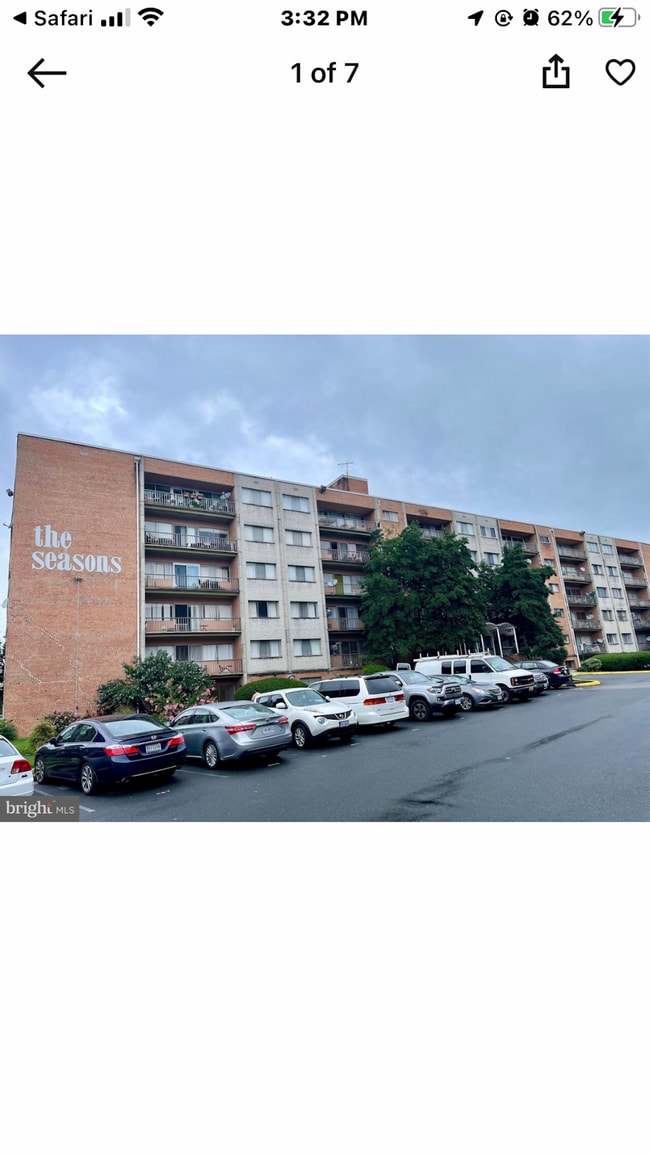 Foto del edificio - 5851 Quantrell Ave