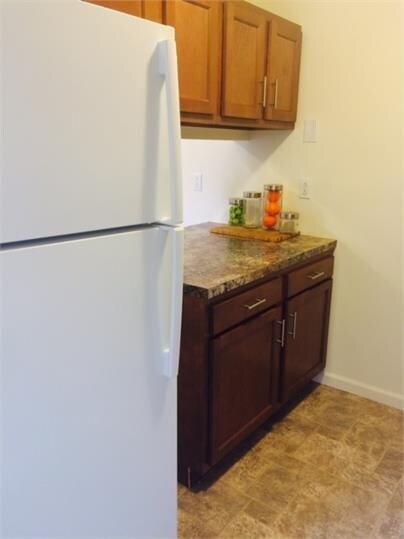 Foto del edificio - 9103 California Ave