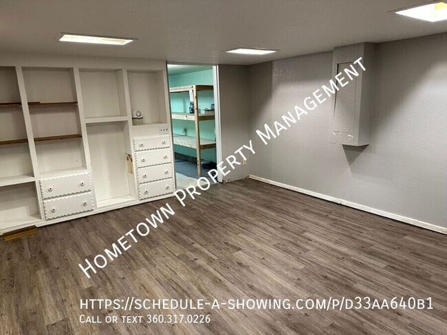 Foto del edificio - 912 Carlyon Ave SE