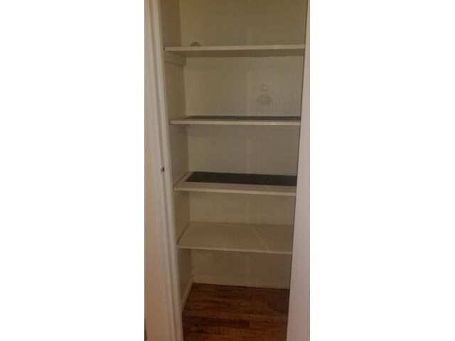 Building Photo - 1460 E 88th St