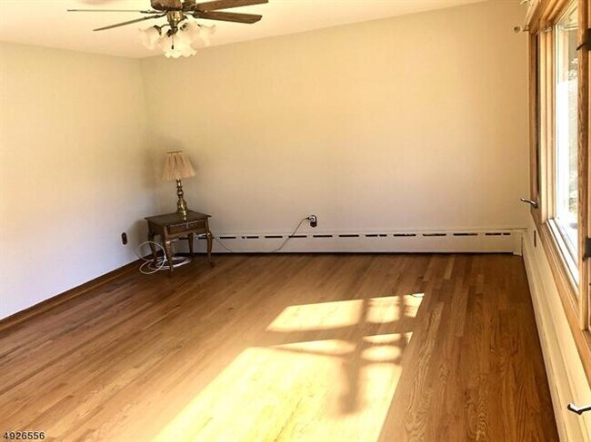 Foto del edificio - 5 Mc Mullen St