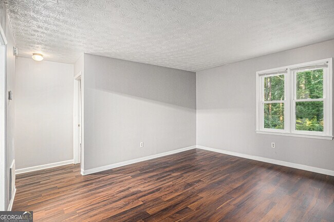 Foto del edificio - 147 Park Ridge Dr