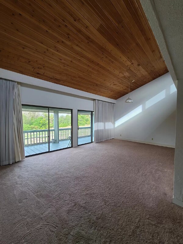 Foto del edificio - 646 Olde Camelot Cir