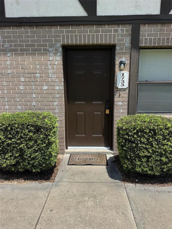Foto del edificio - 1733 NE 14th St