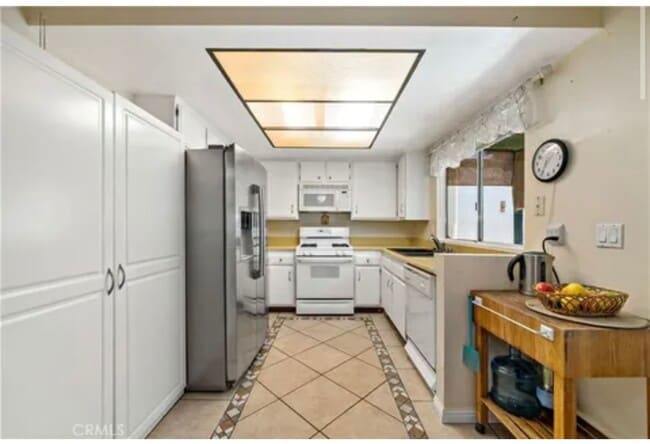 Foto del edificio - 305 King Ct