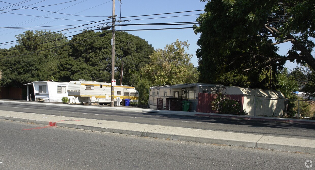 Primary Photo - 4661 San Pablo Dam Rd