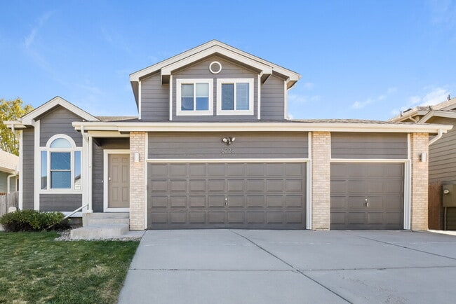 Building Photo - 6228 E 123rd Dr