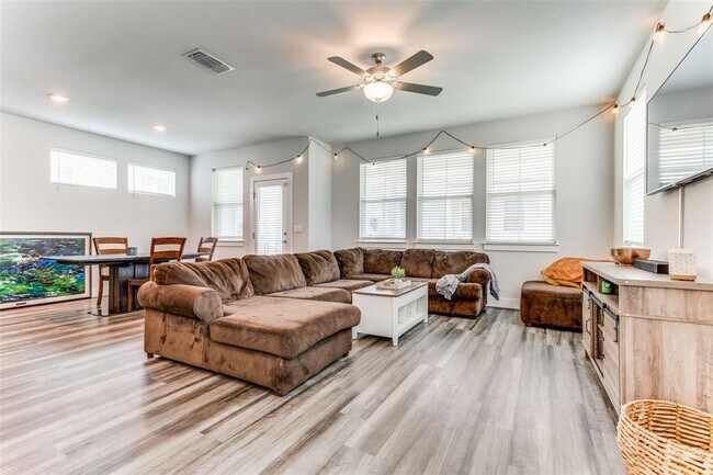 Building Photo - 7400 Wynkoop Ct