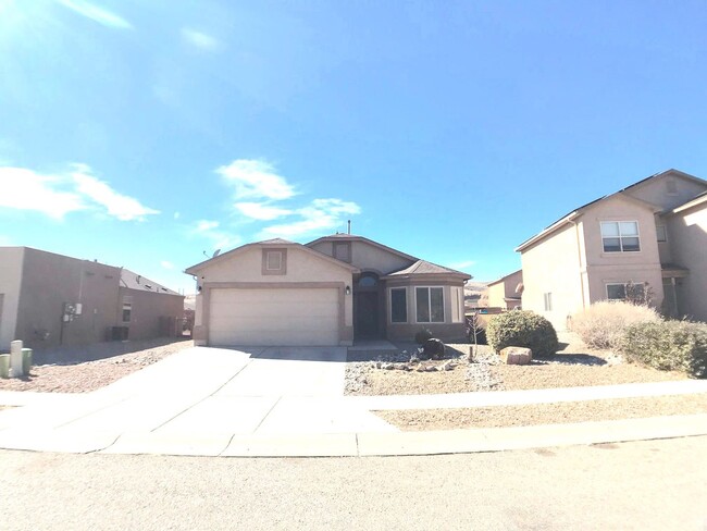 Building Photo - Coming Soon! Beautiful 3 bedroom Los Lunas...