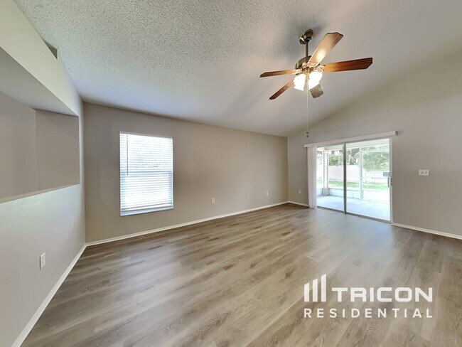 Foto del edificio - 5504 Starling Loop