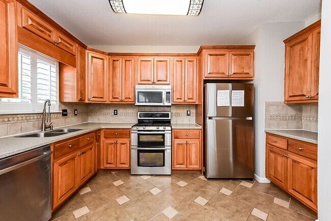 Building Photo - This home is available for NO CONTACT show...