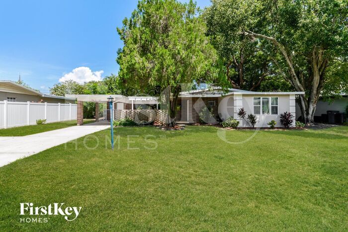 Primary Photo - 4108 15th Ave W