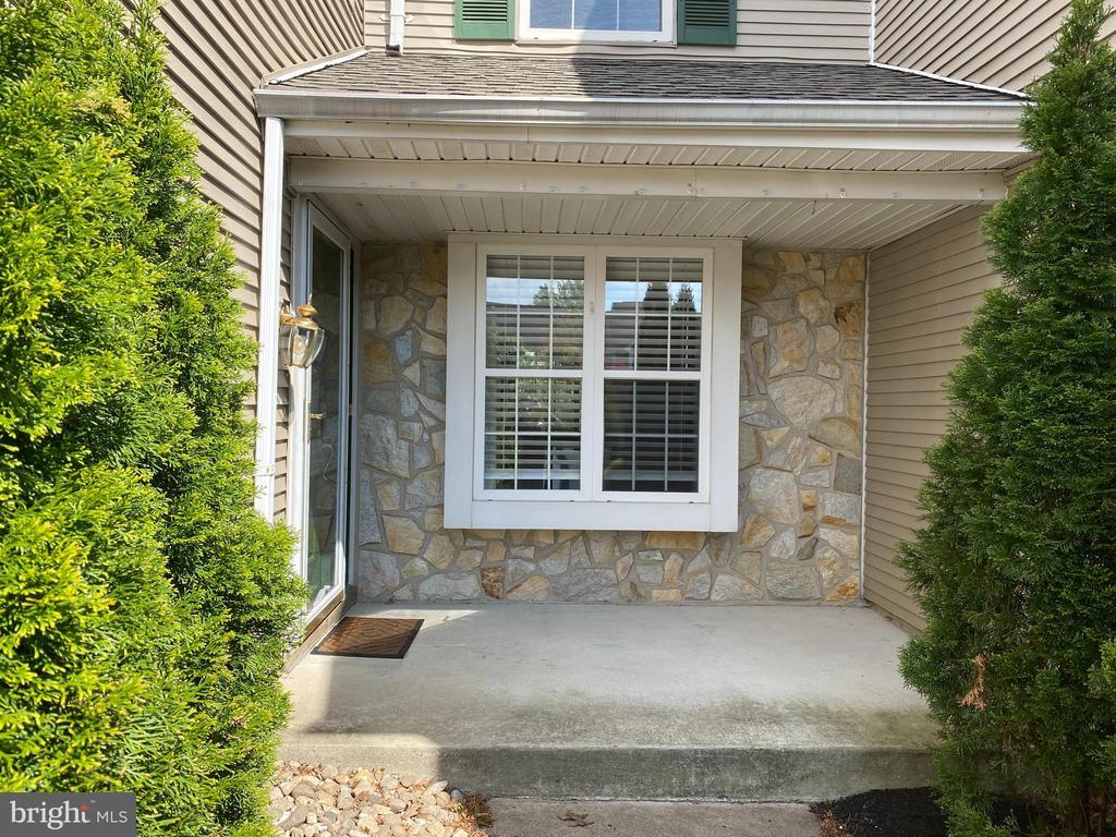 323 Sequoia Dr, Newtown, PA 18940 Townhome Rentals in Newtown PA