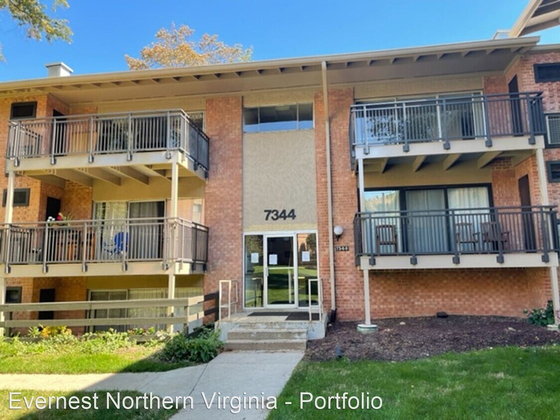 1 br, 1 bath House 7344 Lee Highway 204 House Rental in Falls