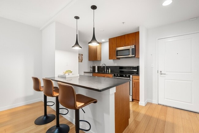 Foto del edificio - 16 Miner St