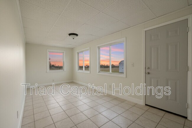 Building Photo - 1431 Verdun St