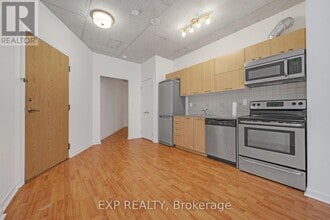 Building Photo - 150 Sudbury St