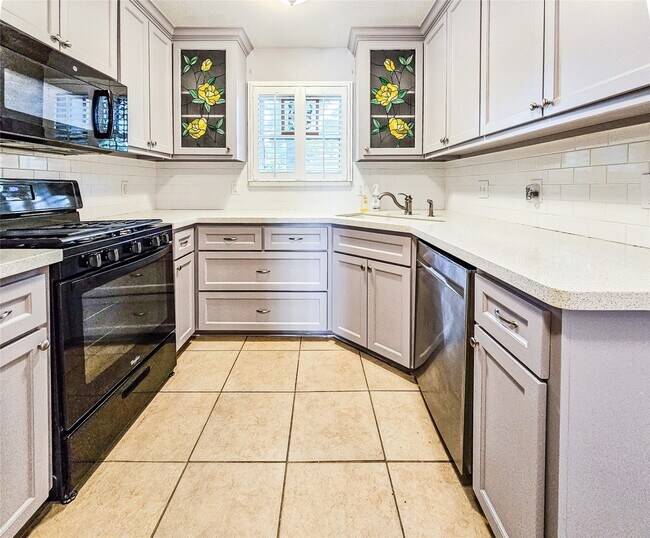 Foto del edificio - 725 Illinois Ave