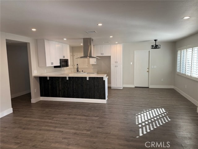 Building Photo - 1488 Bussey St W