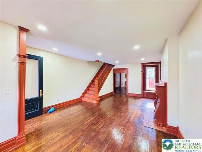 Building Photo - 36 S Jefferson St
