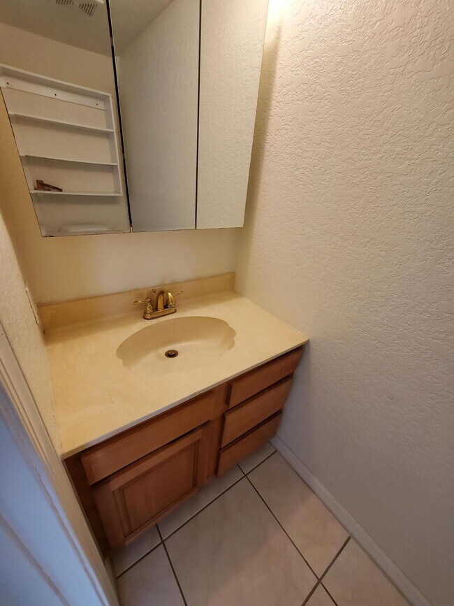 Foto del edificio - 1010 Shorewinds Dr