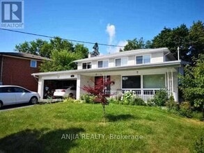 Building Photo - 158 Kingslake Rd