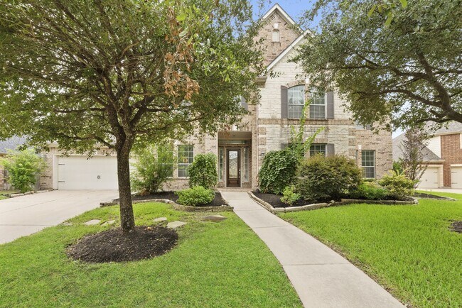 Foto del edificio - Spacious 6-Bedroom Rental with Game Room, ...