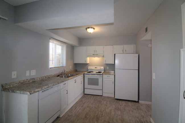 Building Photo - 3605 w bethany home road # 7, phoenix az