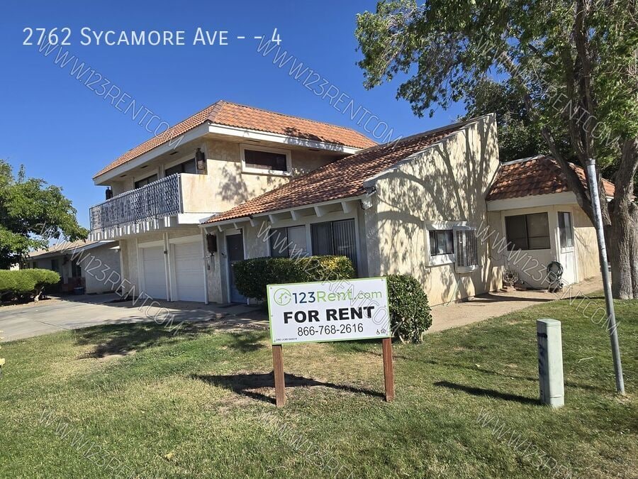 Primary Photo - 2762 Sycamore Ave