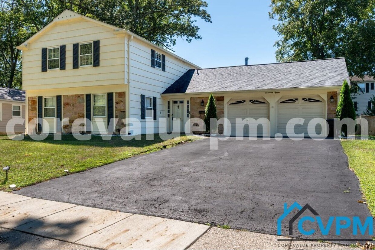 Foto principal - 1715 Tarleton Way