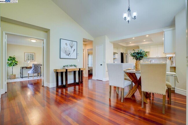 Foto del edificio - 1228 Copper Peak Ln