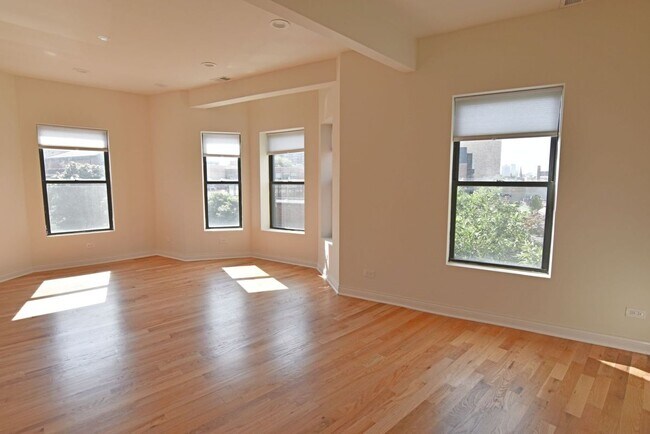Foto del edificio - 732 W Grace St