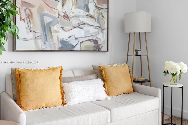 Photo - 159 NE 6th St Apartment