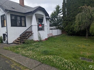 Building Photo - 9527 Hazel St