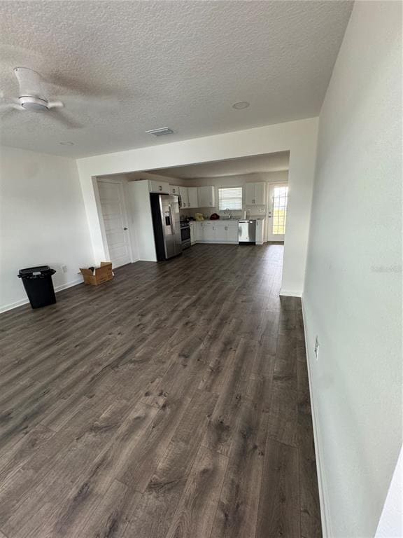 Building Photo - 1109 Alcove Loop