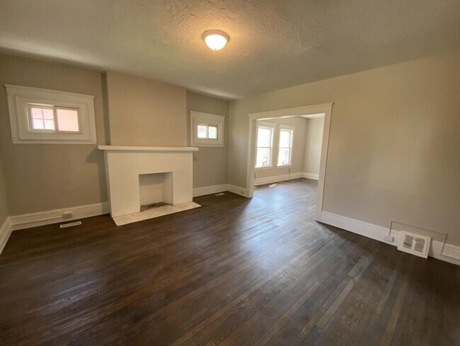 Building Photo - 3615 Denison Avenue #Left