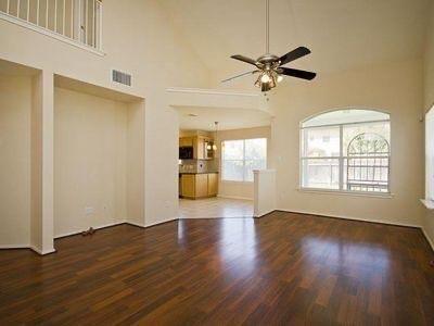 Foto del edificio - 14824 Mistletoe Heights Dr