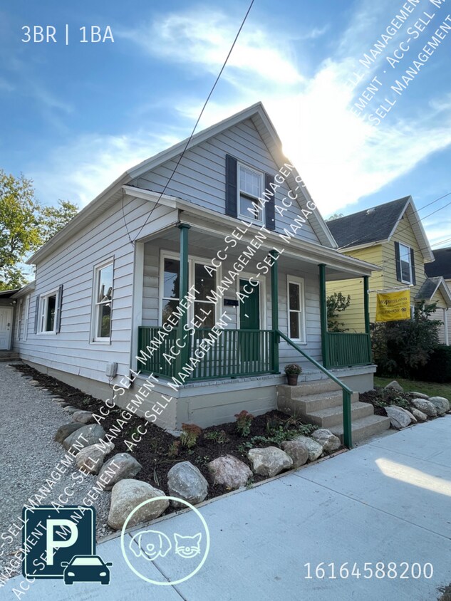 Primary Photo - 110 Deloney Ave SW