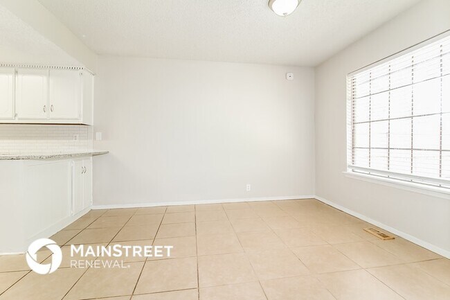 Building Photo - 1305 Aquarius Rd