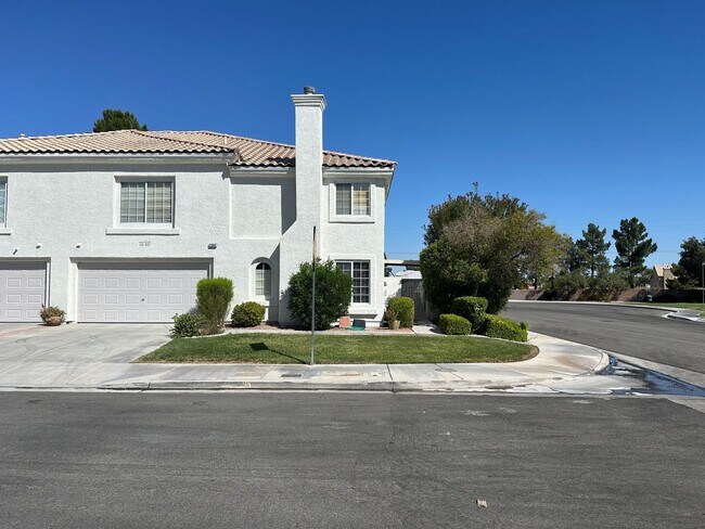 Foto del edificio - Henderson!! 3 Bedrooms!! 2 Car Garage!! Co...