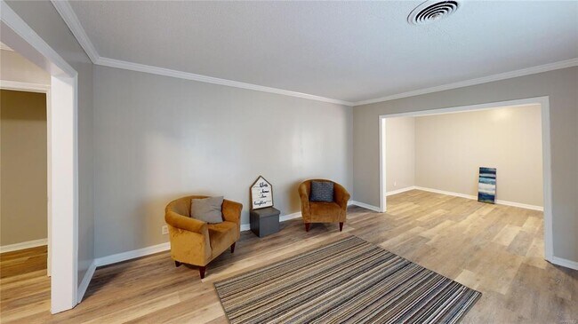 Foto del edificio - 2716 Forsyth Ln