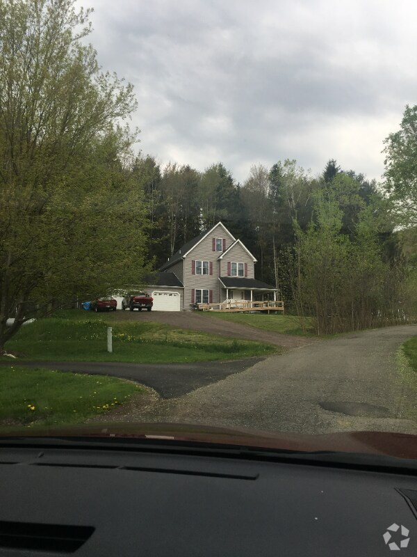 Apartments For Rent in East Smithfield PA with Garages 1 Rentals