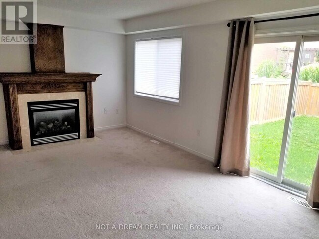 Building Photo - 1388 Hunter St