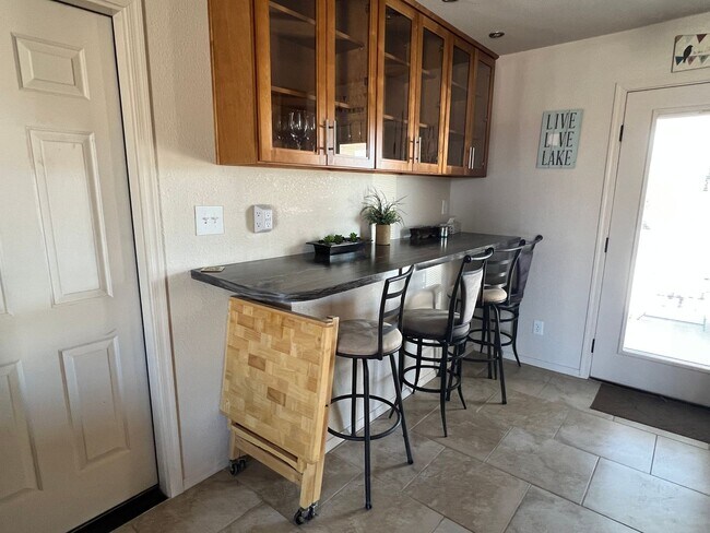Foto del edificio - 3 Bedroom - 2 Bath Home