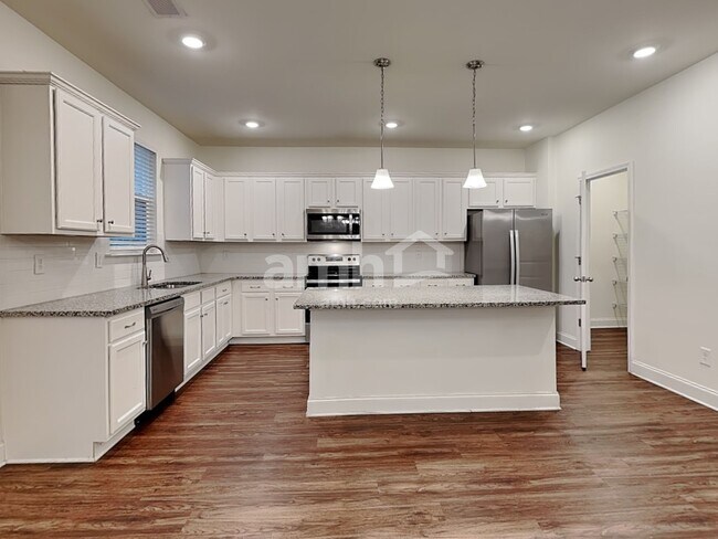 Foto del edificio - 1170 Ashlyn Ct