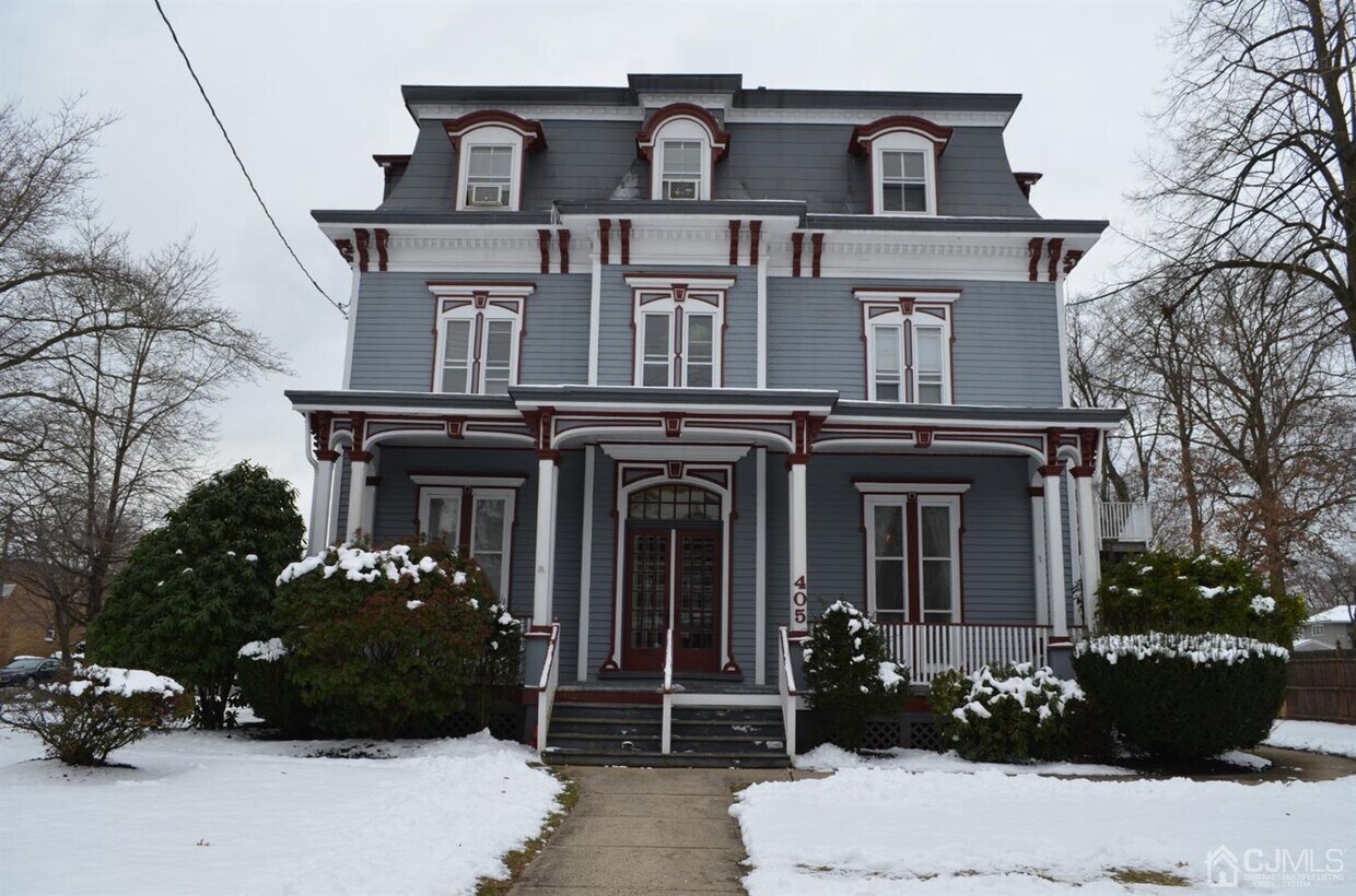 405 N Washington Ave Unit 7, Dunellen, NJ 08812 Room for Rent in