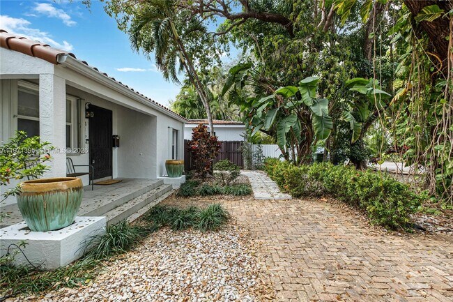 Building Photo - 4150 Ventura Ave