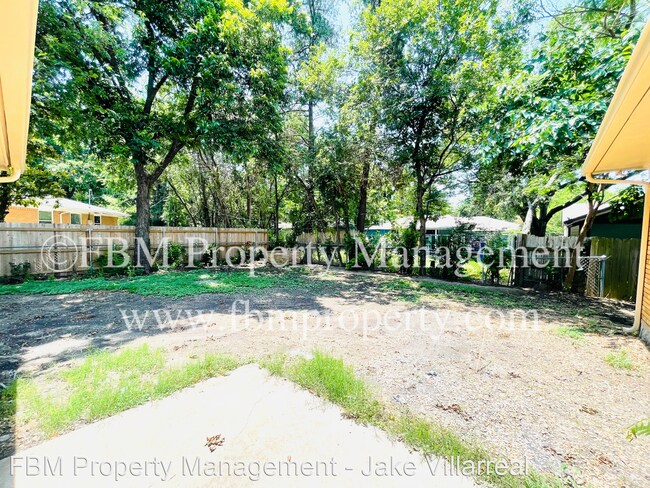 Foto del edificio - 3 br, 2 bath House - 500 Kirven Ave